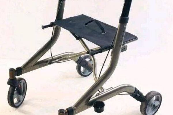 Rollator Marke B+B