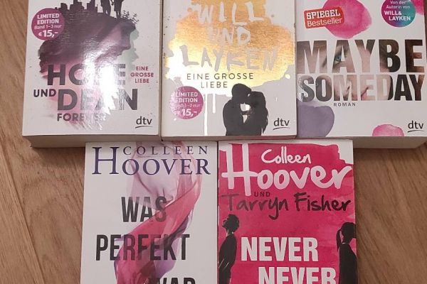Colleen Hoover Bücher zu verkaufen