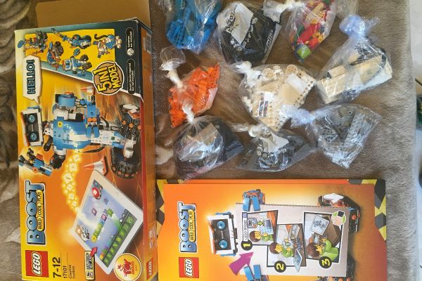 Lego Boost Roboter 17101 - 5 in 1