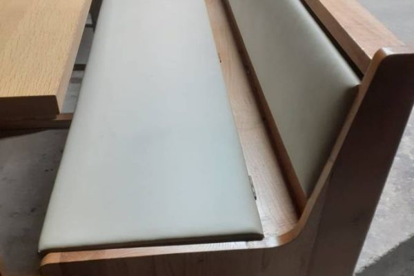 Küchentisch mit Bank