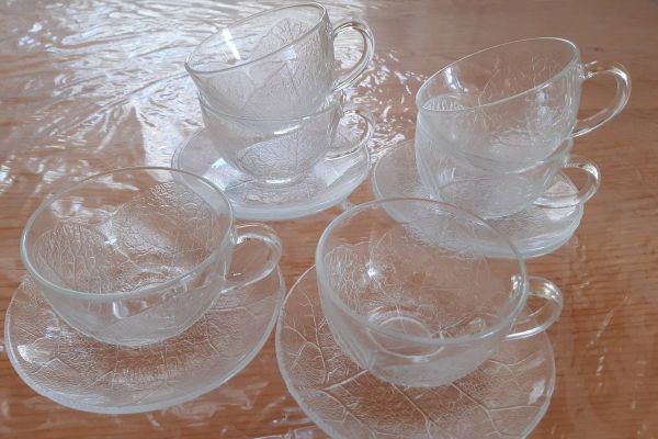 Teetassen aus Glas