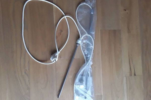 Zwei neue Elektro Heizstäbe