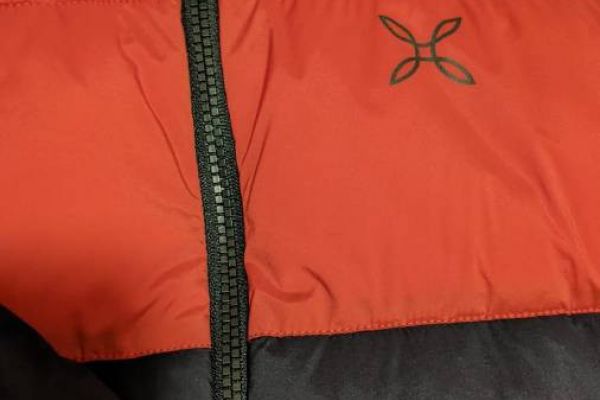 Wattierte Herren-Jacke mit Kapuze