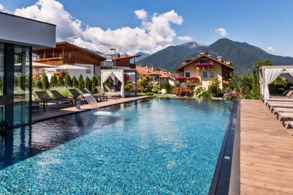 Rezeptionist/in gesucht - Hotel Sun **** in Natz