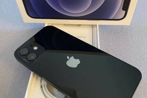 iPhone 12 64GB (SCHWARZ)