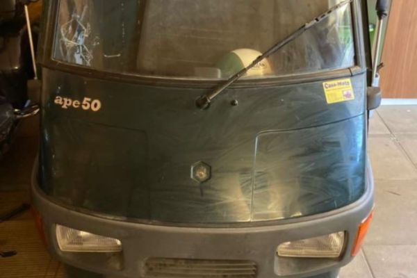 Piaggio APE