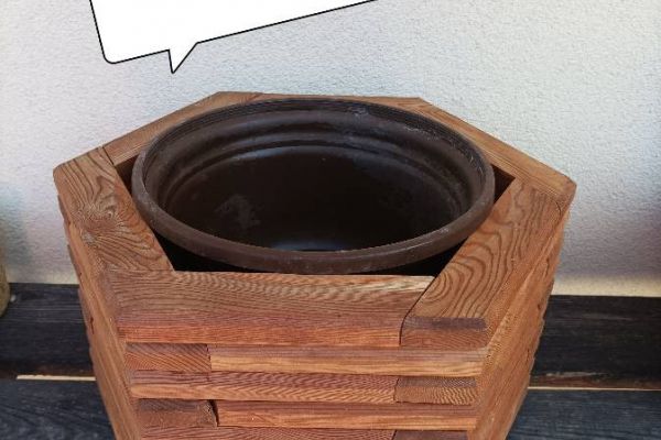 Schöne neuwertige Holzblumenkasten je 30€