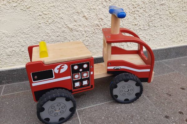 Rutschfahrzeug Holz