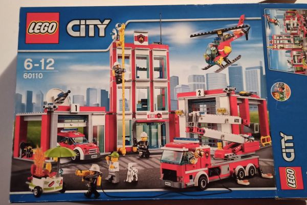 60110 Lego City große Feuerwehrhalle