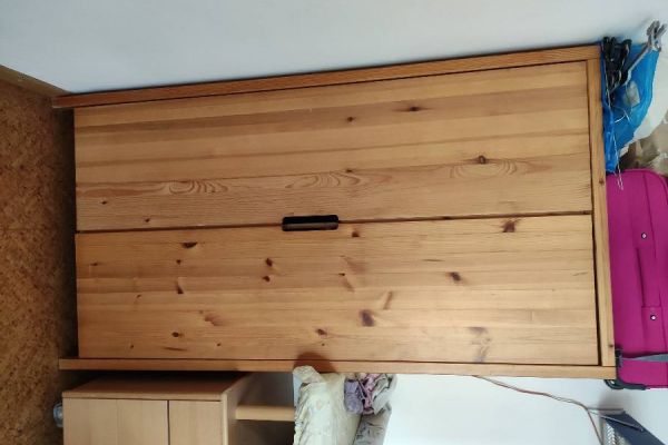Vollholz Schrank
