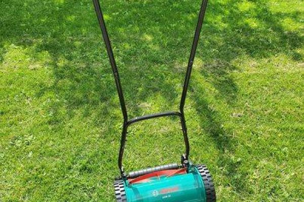 Rasenmäher Bosch AHM 30