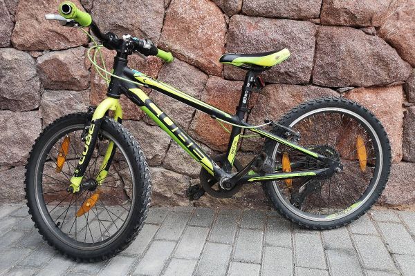 Kinder Mountainbike "cube"
