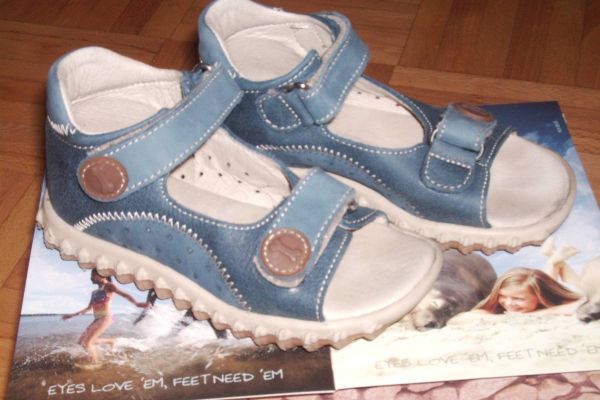 STONES & BONES - entzückende Sommersandalen Gr. 24 blau - WIE NEU