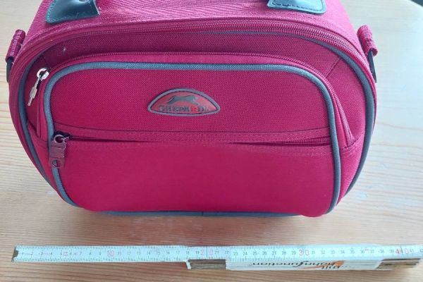 Reise Beauty Case
