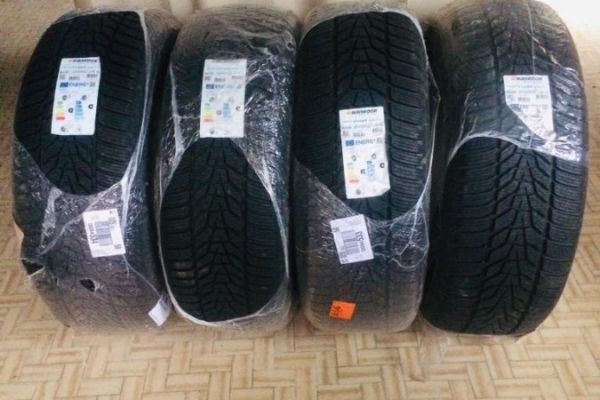 Neue Winterreifen 255/55 R20 Hankook