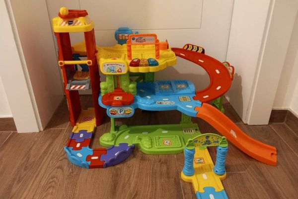 Tut tut flitzerbahn