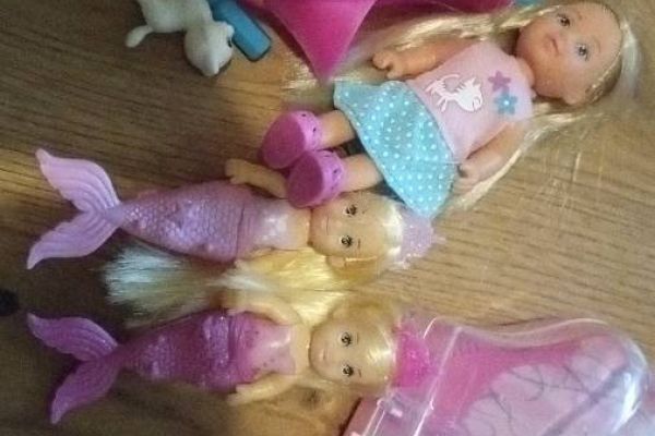 Spielsachen je 5 Euro zu verkaufen