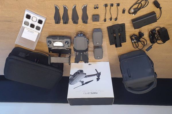 DJI Mavic 2 pro Fly More Combo