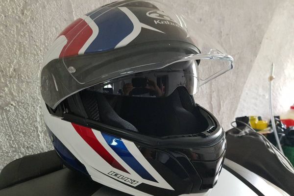 Verkaufe neuen Helm