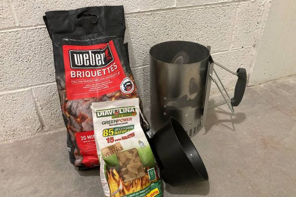 Verkaufe Weber Holzkohlegrill 47 cm durchmesser