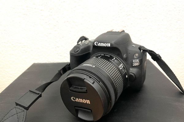 Canon EOS 200D im top Zustand