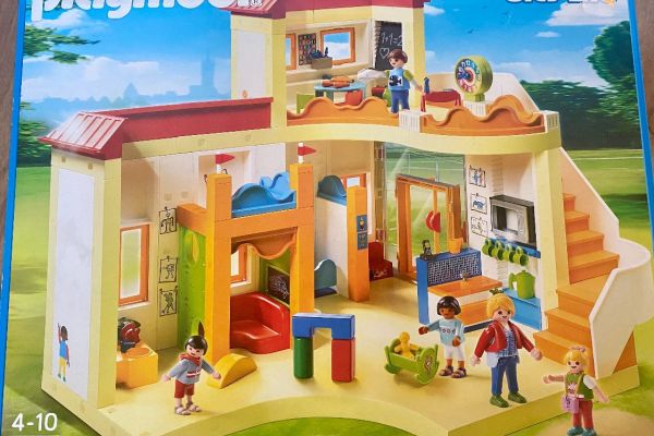 Playmobil City Life Kindergarten + Kita Zubehör