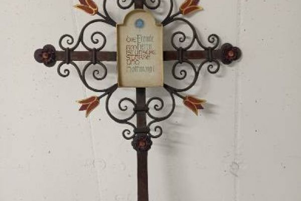 Handgeschmiedenes Kreuz