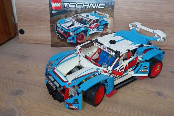 Lego technic 42077 Rallyauto