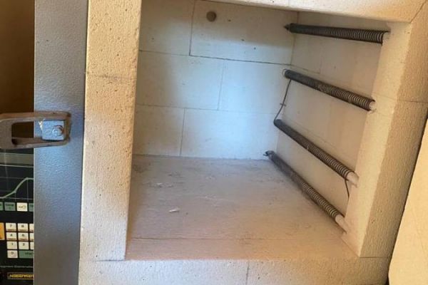 Keramik Brennofen Nabertherm mit Steuerung