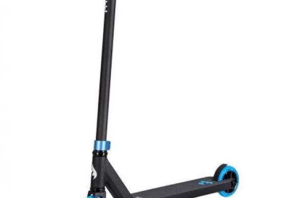 Chilli Base Stunt-Scooter Black/Blue.