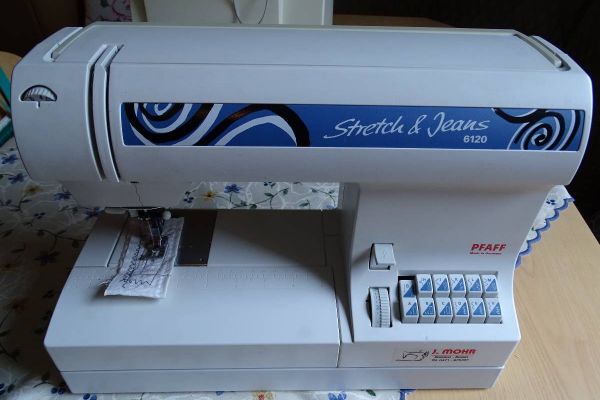 Nähmaschine Pfaff Stretch & Jeans