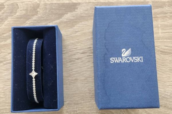 Armband von Swarovski