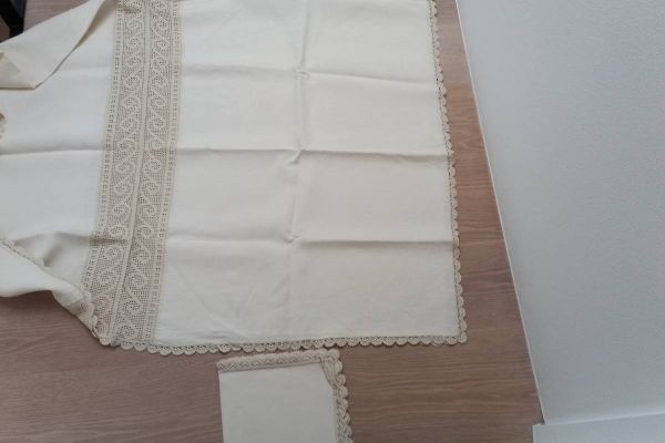 Neue Tischdeck mit 8 Servietten