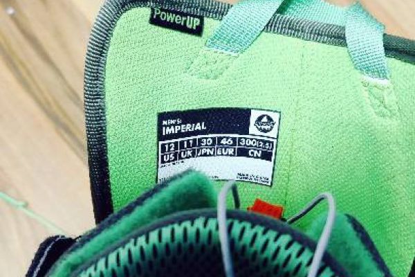Snowboardboots mit Bindung