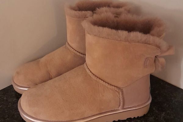 UGG Boots Mini Bailey