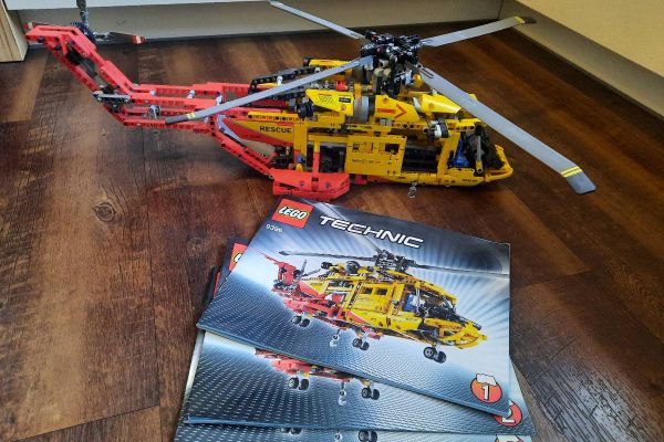 Lego Technic Hubschrauber 9396