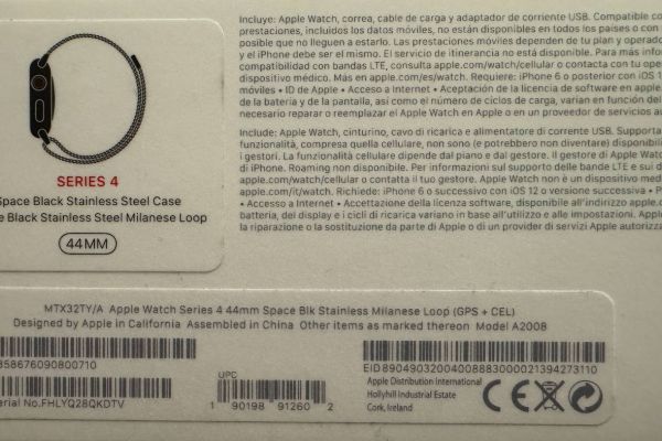 Apple Watch Series 4 - 44mm Edelstahl - ohne Armband - mit Ladestation