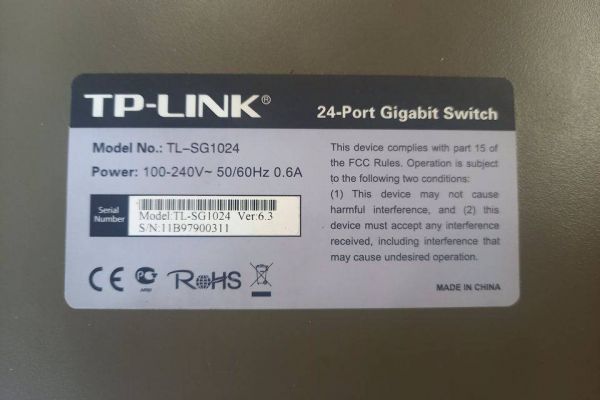 TP-LINK TL-SG1024 SWITCH