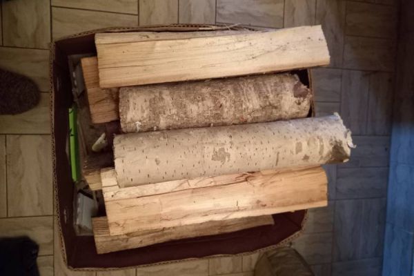 Holz für Ofen