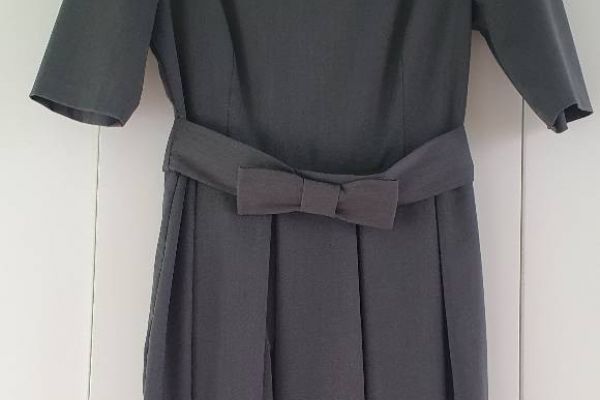 Kleid Gr EU 36 IT 40 der Marke Sisley um 15€ zu verkaufen