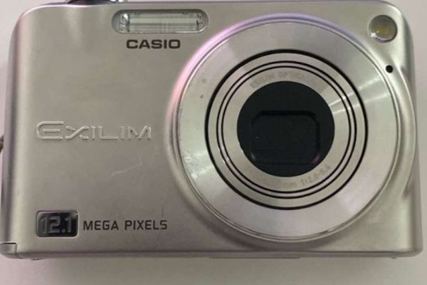 Casio exilium ex-z1200 Digitalkamera mit Ledertasche handmade