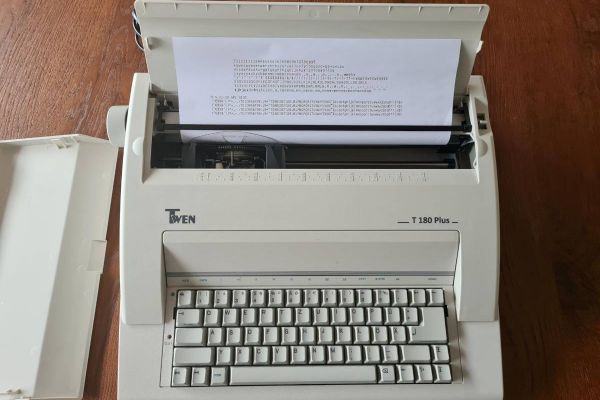 Elektrische Schreibmaschine Triumph Adler Twen T 180 Plus