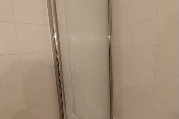 Duschwand für Badewanne