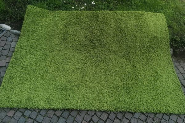 Teppich gas grün 130 x190m wie neu, kaum genutzt