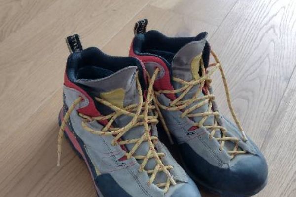 Schuhe La Sportiva Damen Gr. 42,5