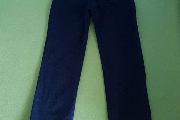 Hose Marke Stretch super slim 6/7 Jahre alt für Erstkommunion,