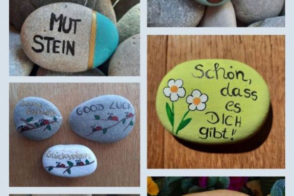 Jugendliche verkauft liebevoll gestaltete Steine(günstig!)