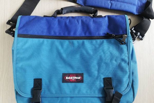 Eastpak Laptoptasche 17''