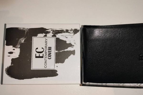 Verkaufe schwarzes Portmonee/Geldbörse  PREIS VERHANDELBAR