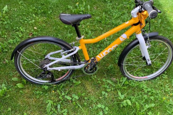 Neuwertiges Woom 4